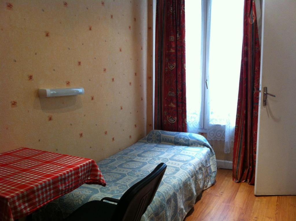Hotel Des Arts Париж Экстерьер фото